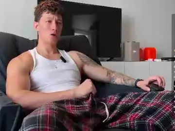 Chaturbate Free Porn Cam of lyon_power_