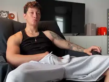 Chaturbate Free Porn Cam of lyon_power_