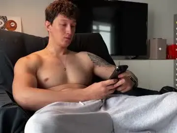 Chaturbate Sex Cam of lyon_power_