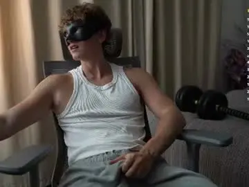 Chaturbate Live Porn of maestro3369