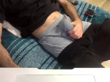Chaturbate Free Porn Cam of onehitwonder21