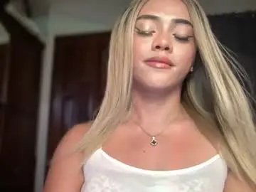 Chaturbate Adult Video Chat of yvonne_guidotti