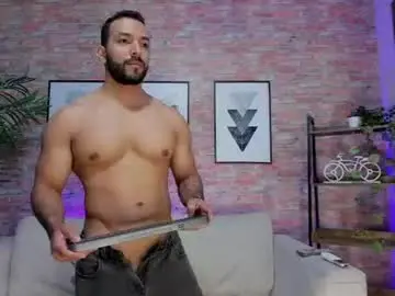 Chaturbate Live Sex Cam of jack_kum