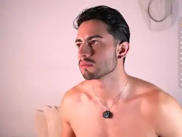 Chaturbate Watch Live Sex Cams of aydan_stiven9