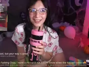 Chaturbate Best live sex cam show of cerecitaqueen