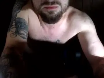 Chaturbate Live Porn of daddydic120402