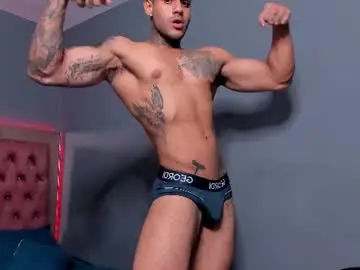 Chaturbate Free Live Porn of luigi1_