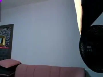 Chaturbate Best live sex cam show of miiaabloom