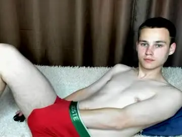 Chaturbate Watch Live Sex Cams of robert10211