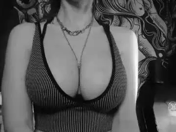 Chaturbate Live Sex Cam of silentmary