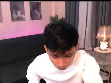 Chaturbate Live Sex of asian_hugedickx