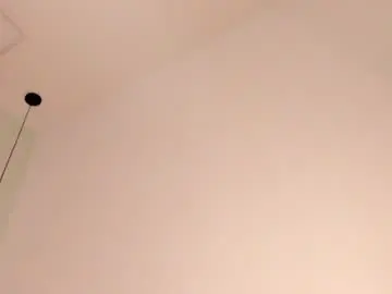 Chaturbate Live Sex Cam of scarlett_grey_1