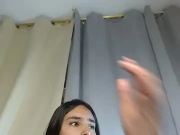Chaturbate Live Sex Cam of scarlett_zin