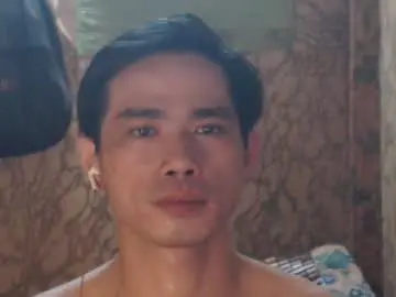 Chaturbate Live Sex Cam of azn_philip