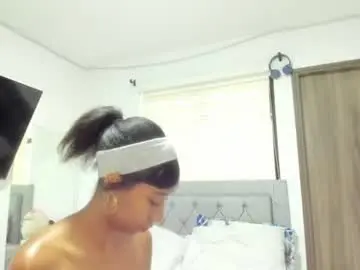 Chaturbate Live Sex Cam of jade_obi
