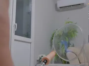 Chaturbate Live Sex of luckystrikee_