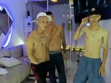 Chaturbate Nude Webcam of boysdeluxemilitary