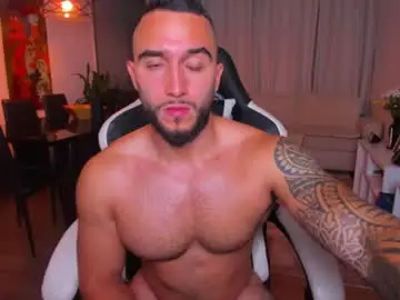 Chaturbate Free Porn Cam of brad1_