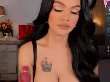 Chaturbate Live Sex Cam of divinequeen