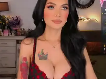 Chaturbate Live Sex Cam of divinequeen