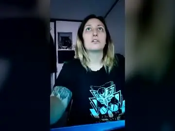 Chaturbate Live Sex Cam of kitty_xp