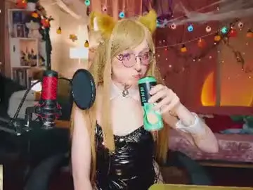 Chaturbate Live Sex Cam of koshkasenpai