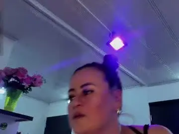 Chaturbate Free Live Porn of maghenta