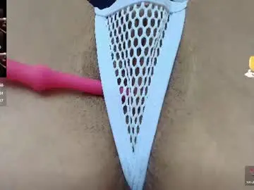 Chaturbate Nude Webcam of samanthahoteer96
