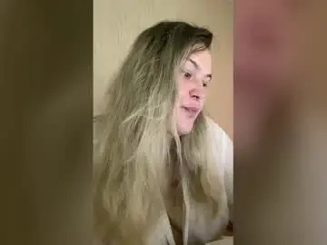 Chaturbate Live Sex Cam of maryymartin