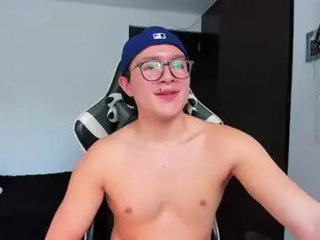 Chaturbate Adult Webcam of bratb0y