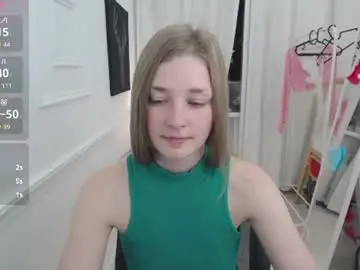Chaturbate Live Sex Cam of bree_sky
