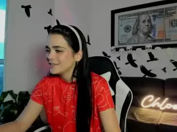Chaturbate Sex Cam of lucianamoreau_