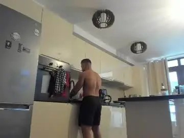 Chaturbate Free Live Porn of roberto4ever