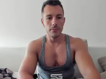 Chaturbate Live Sex of roberto4ever