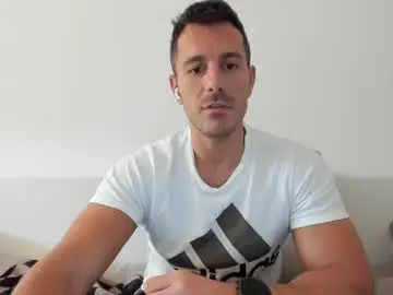 Chaturbate Adult Webcams of roberto4ever