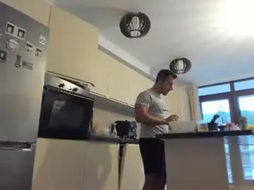 Chaturbate Free Live Porn of roberto4ever