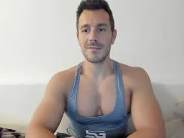 Chaturbate Live Sex of roberto4ever
