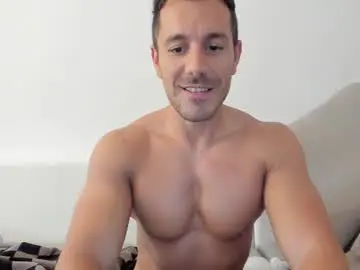 Chaturbate Live Sex of roberto4ever