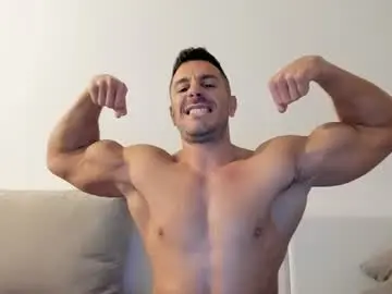 Chaturbate Best live sex cam show of roberto4ever