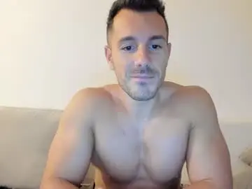 Chaturbate Adult Webcams of roberto4ever