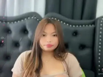 Chaturbate Free Porn Cam of suzhiee_