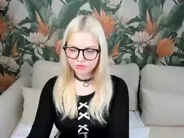 Chaturbate Free Live Porn of velvet_lun