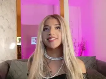 Chaturbate Live Sex Cam of chris_lohan