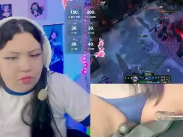 Chaturbate Sex Cam of crystal_velvet01