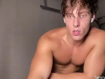 Chaturbate Live Sex Cam of alex_islive