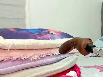 Chaturbate Free Porn Cam of elizabeth_18_