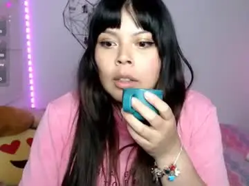 Chaturbate Free Live Porn of elymoon