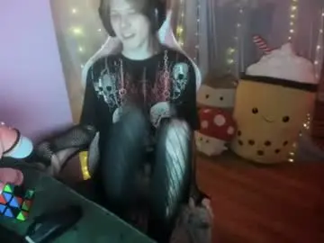 Chaturbate Nude Webcam of goonerfemboy_joy