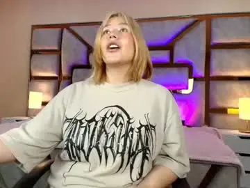 Chaturbate Free Live Porn of krisstal_key