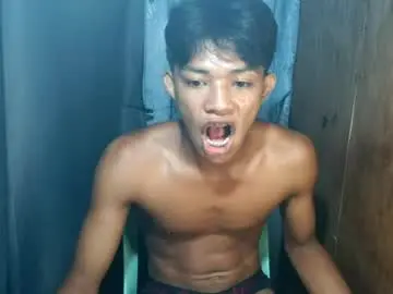 Chaturbate Free Porn Cam of pinoy_cuteboy69